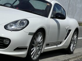 987.2 CAYMAN R